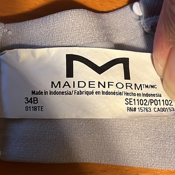Maidenform Bra that can be worn Strapless or with straps size 34B - Picture 8 of 10